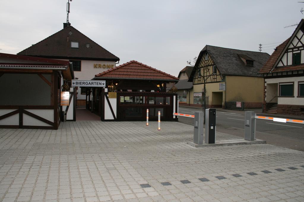Hotel Krone Friesenheim  Eksteriør billede