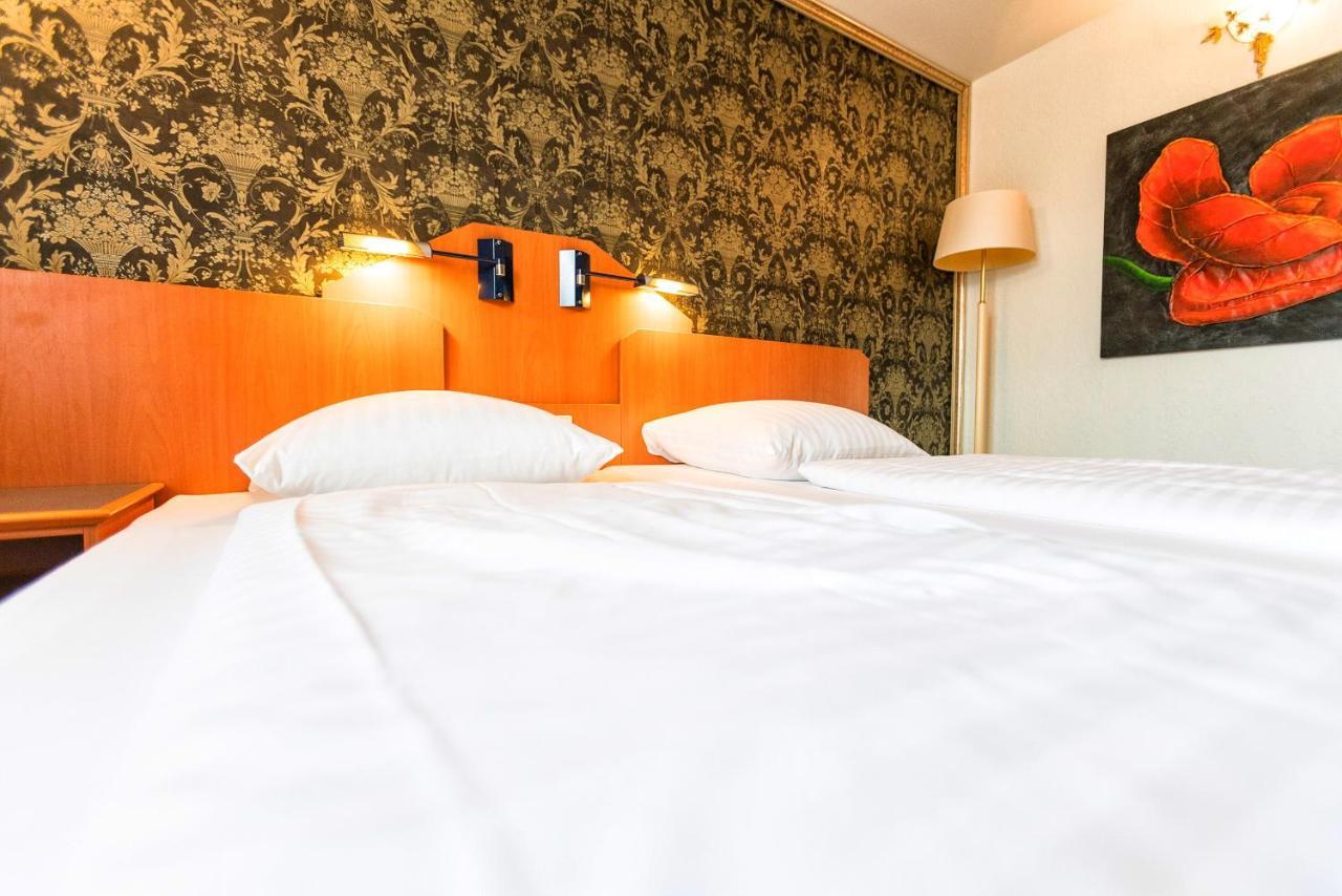 Hotel Krone Friesenheim  Eksteriør billede